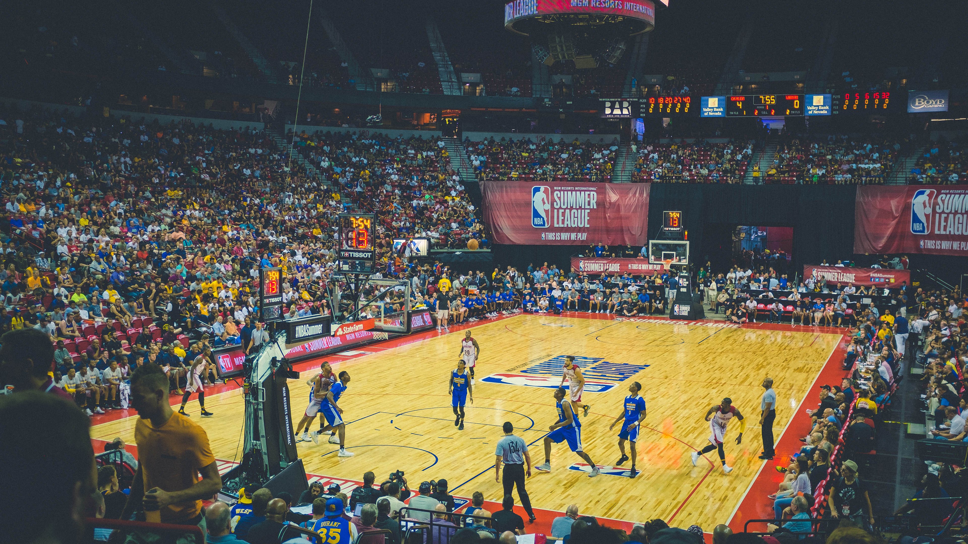 -5连胜引爆西部格局，湖人逆势飙升至第二位，詹姆斯复出迎战“弱旅”胜算几何？